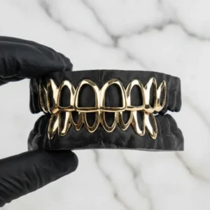 VYRA (16 PC GOLD GRILLZ)